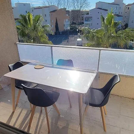 Nauticap, Joli T2 Renove, Piscine, Parking, 200m Daire *