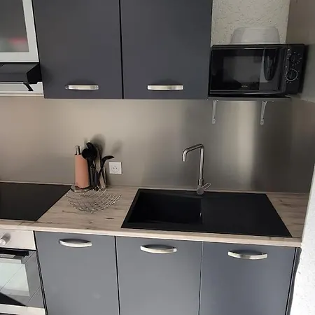 Apartmán Nauticap, Joli T2 Renove, Piscine, Parking, 200m *