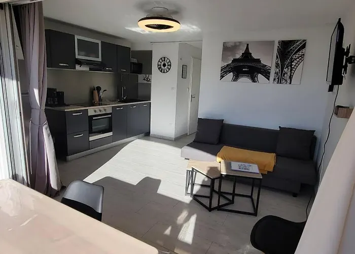 Nauticap, Joli T2 Renove, Piscine, Parking, 200m Διαμέρισμα Agde