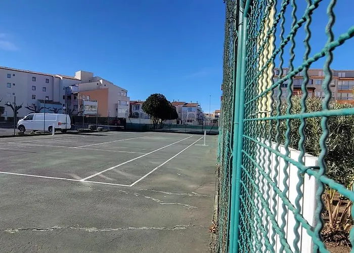 Διαμέρισμα Nauticap, Joli T2 Renove, Piscine, Parking, 200m