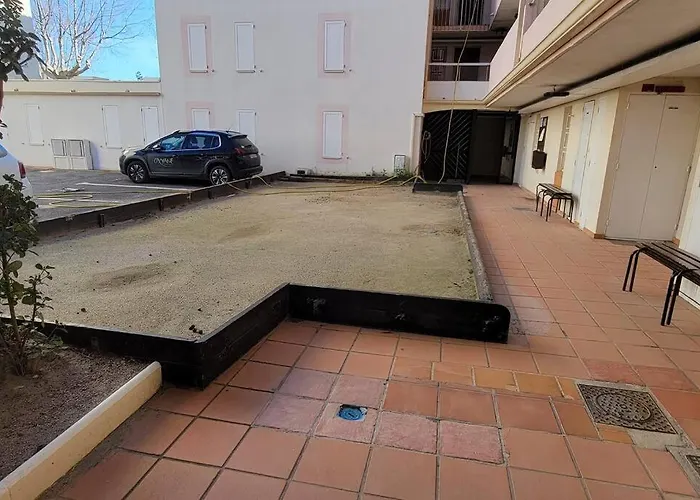 Nauticap, Joli T2 Renove, Piscine, Parking, 200m Agde
